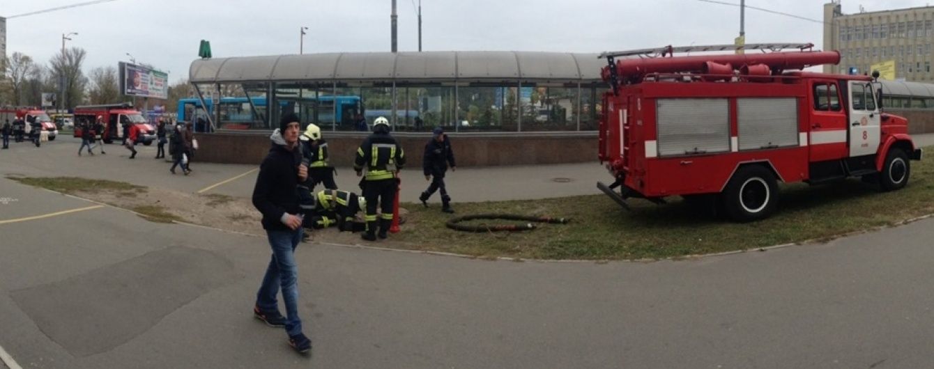 У київському метро сталося займання у поїзді