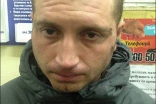Волонтер: Водієм елітного Mercedes, який врізався в поліцейську машину, виявився син нардепа