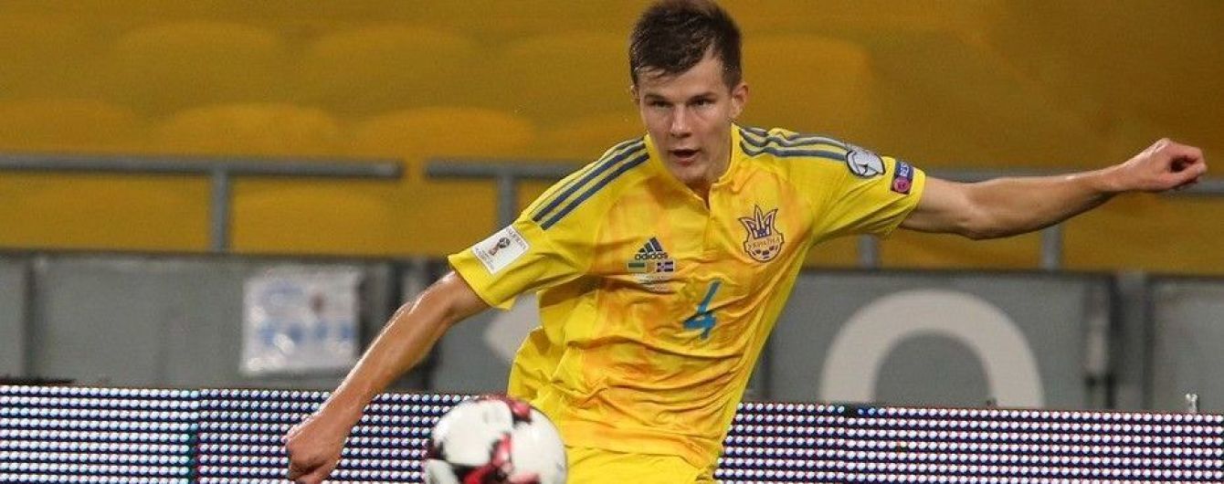 "Шахтер" продлил контракт с защитником сборной Украины