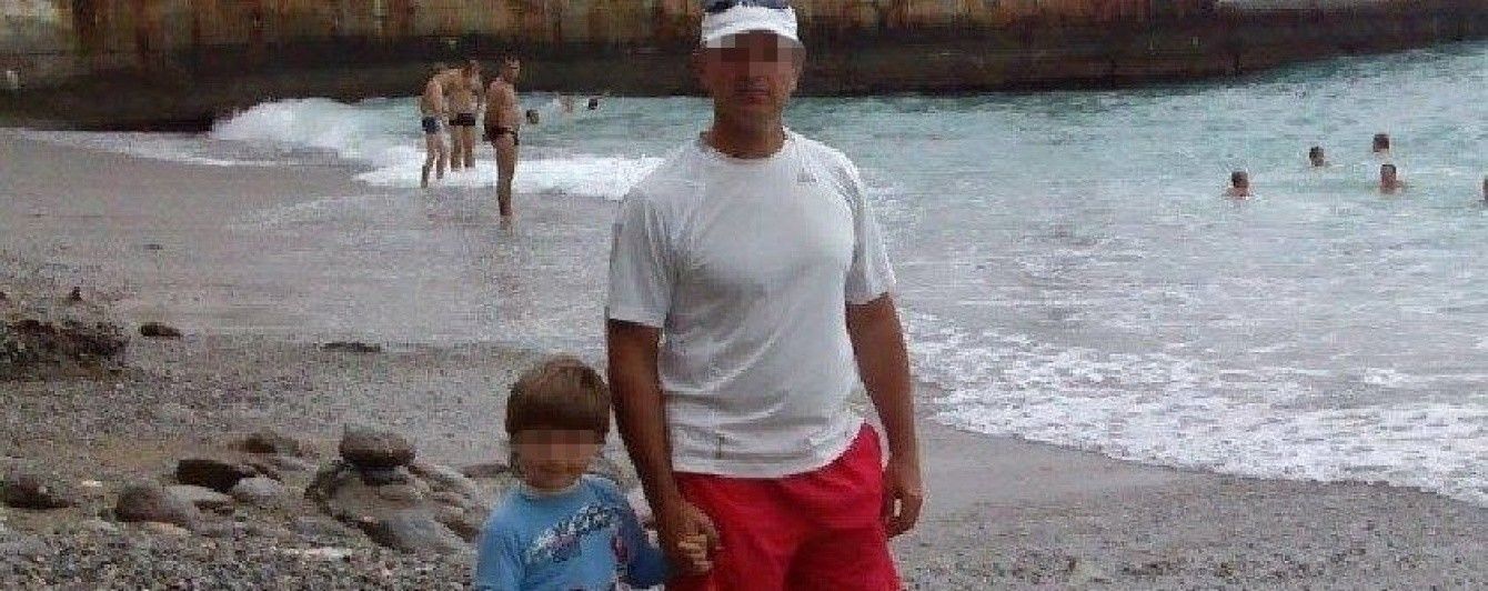 Хлопчик, який разом із батьком перебігав жвавий проспект у Києві, помер у лікарні