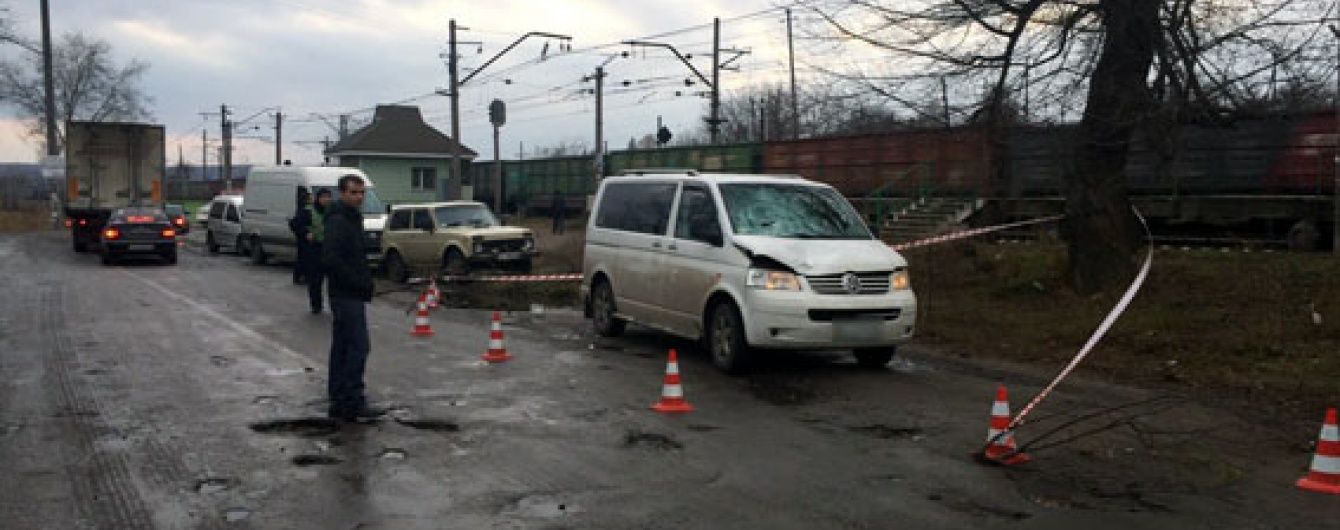 На Харківщині зловмисники закинули жертву аварії до багажника і залишили помирати