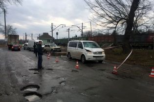 Водій, який возив труп збитого пішохода у багажнику, виправдовується переляком