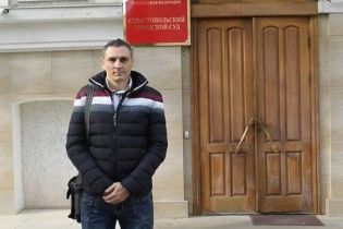 В окупованому Криму місцевого жителя оштрафували за символіку "Азова"
