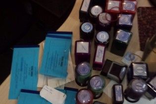 На Донеччині "накрили" міжрегіональний конвертцентр з обігом у 300 мільйонів гривень