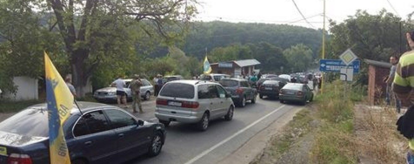 Проти блокувальників кордону на Закарпатті відкрили кримінальну справу