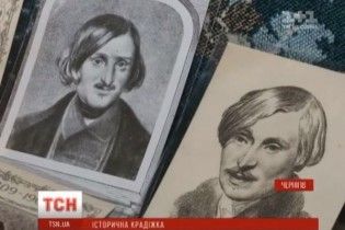 Викрадена історія. У Чернігові обчистили квартиру відомого колекціонера