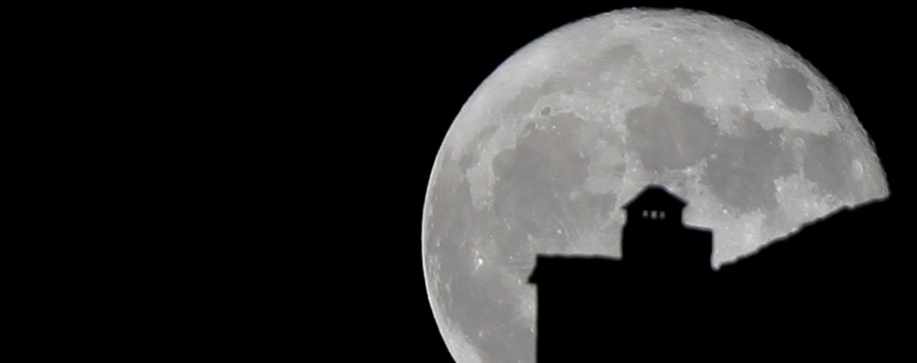 Земляни побачать найбільший та наяскравіший Супермісяць за останні 68 років