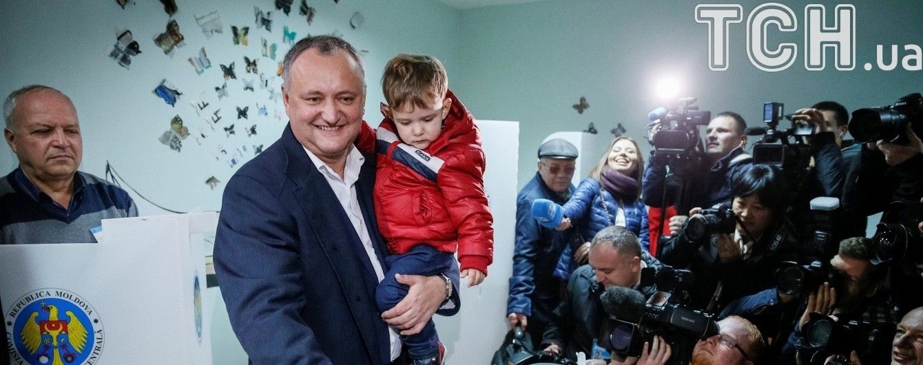У Молдові ЦВК визнала обрання проросійського кандидата Додона президентом