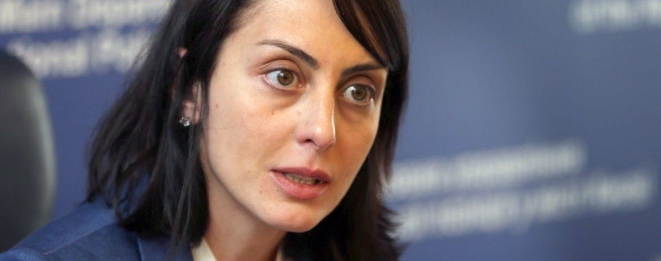 Деканоідзе офіційно оголосила про відставку