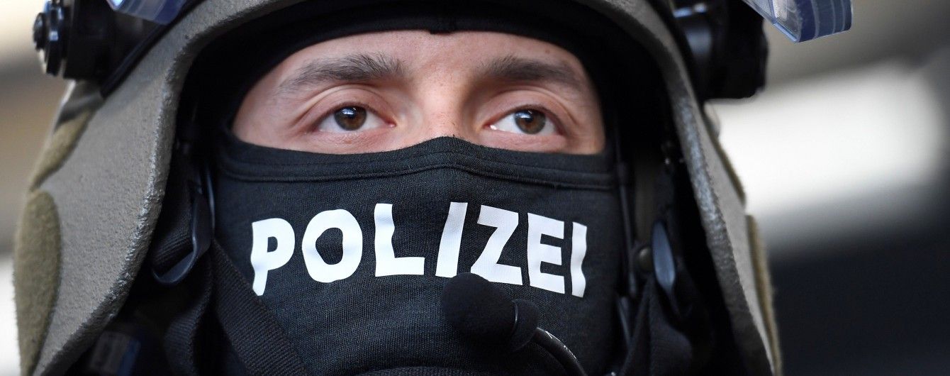 У Німеччині поліція у 10 федеральних землях провела рейди проти прихильників "Ісламської держави"