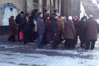 Досвідчені мітингувальниці розповіли подробиці своєї участі в акції у Києві