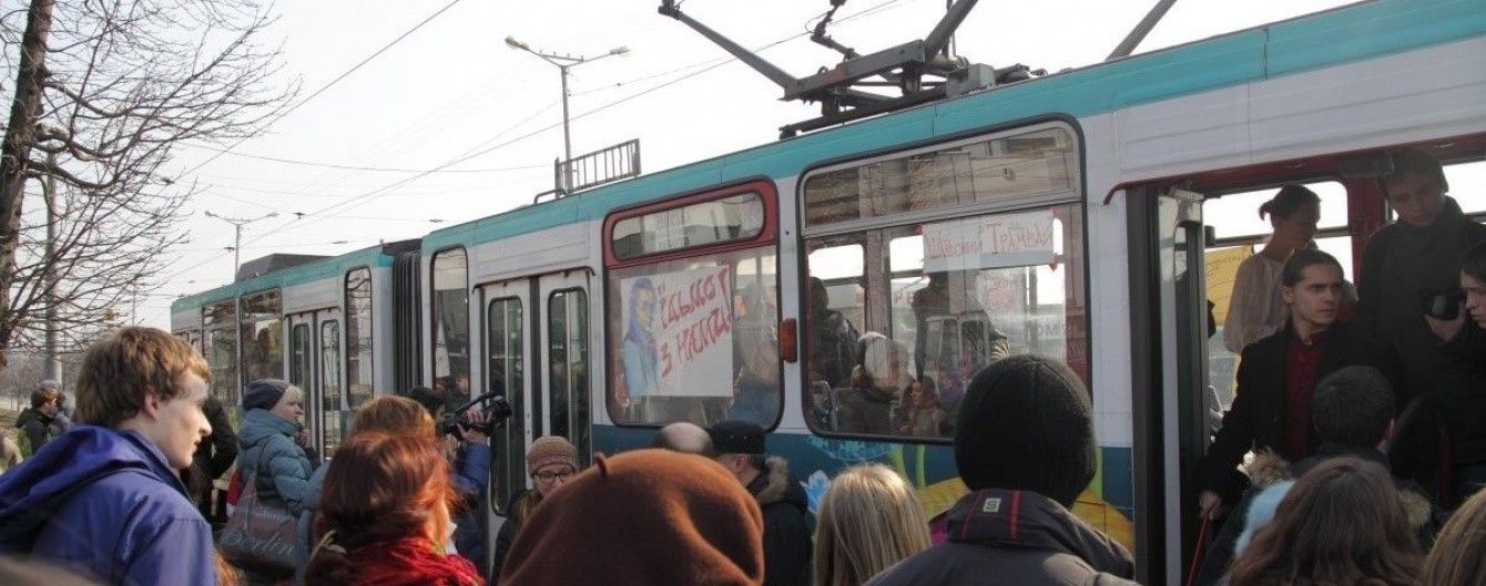 Львів отримає гроші на впровадження електронного квитка в громадському транспорті