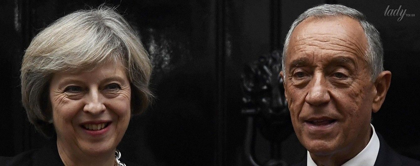 Премьер-министр Великобритании надела на деловую встречу любимые леопардовые балетки
