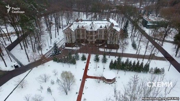 Журналісти дізналися, як Аваков мешкає у "Фортеці"_4