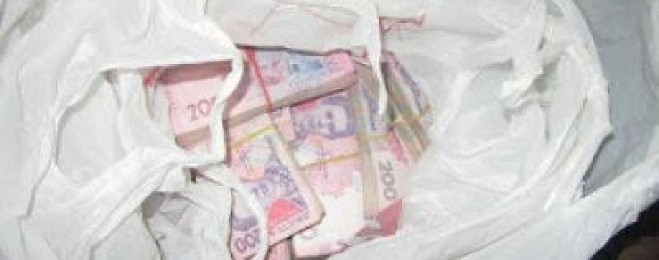 У зоні АТО прикордонники перехопили авто з майже 2 млн грн
