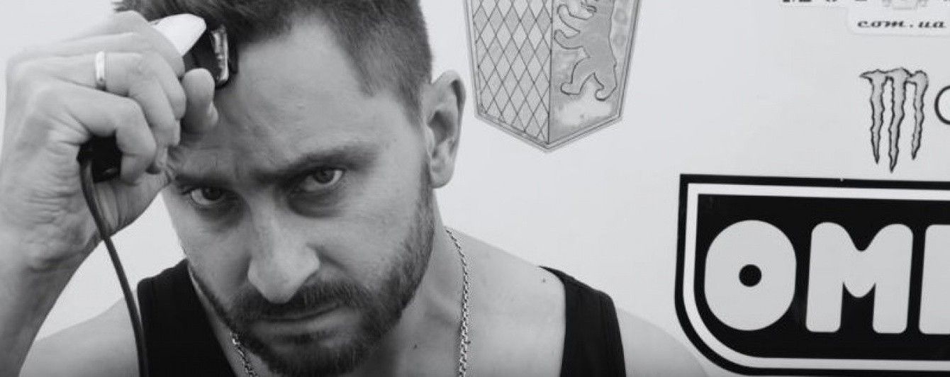 Лідер гурту "СКАЙ" Собчук влаштував перегони із екс-солісткою REAL O в новому кліпі