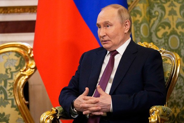 Путин верит в полный захват четырех областей до конца года — Bloomberg