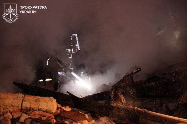 Руйнування в Харкові після російської атаки ввечері 13 жовтня / © Харківська обласна прокуратура