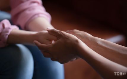 Как помочь близкому человеку: восемь советов по оказанию первой помощи при психических болезнях