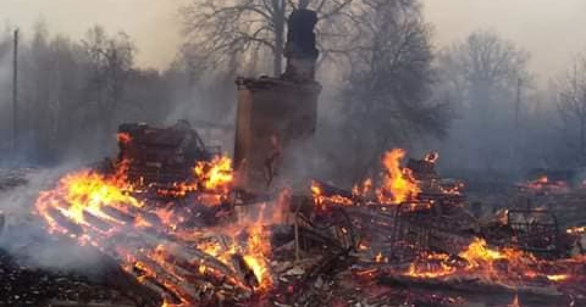 згорілі села в Житомирській області_4 / © facebook.com/Олексій Кравчук