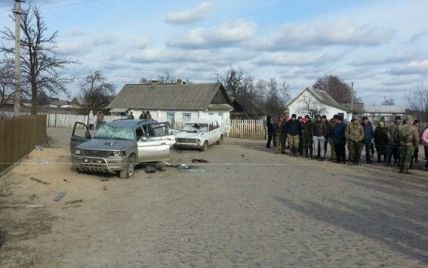 Масові безлади на Рівненщини: нападники приїхали на 15 машинах без номерів