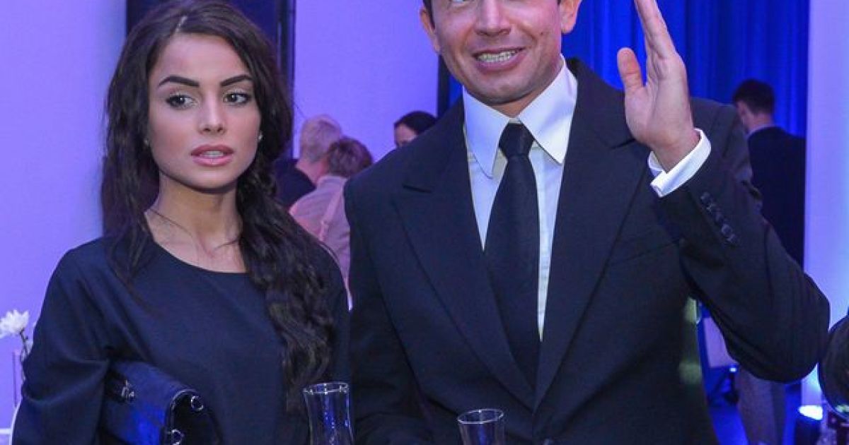 Олеся барлық порно видеоларды онлайн көреді