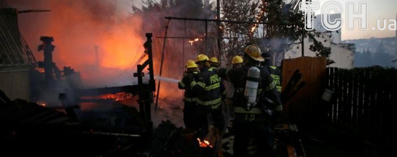 Через пожежі в Ізраїлі, що не вщухають, евакуйовано 50 тис. осіб