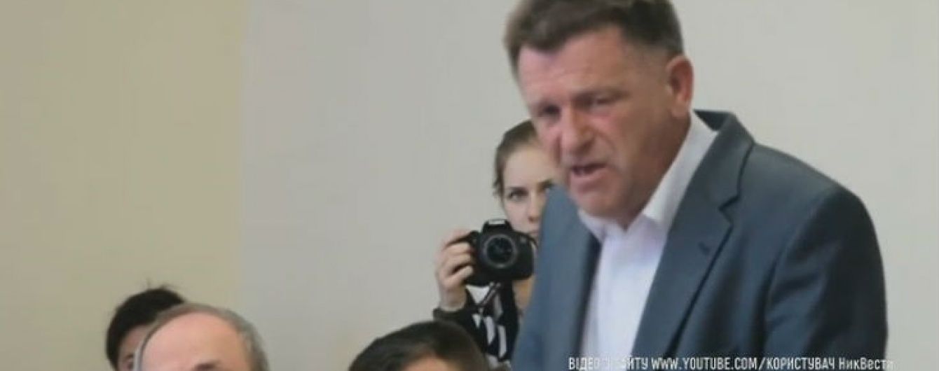 СБУ "візьметься" за миколаївського депутата Скорого за образу українського прапора