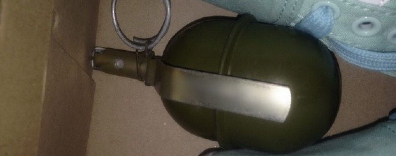 Полиция задержала опытного вора, который хранил боеприпасы в камере хранения столичного супермаркета