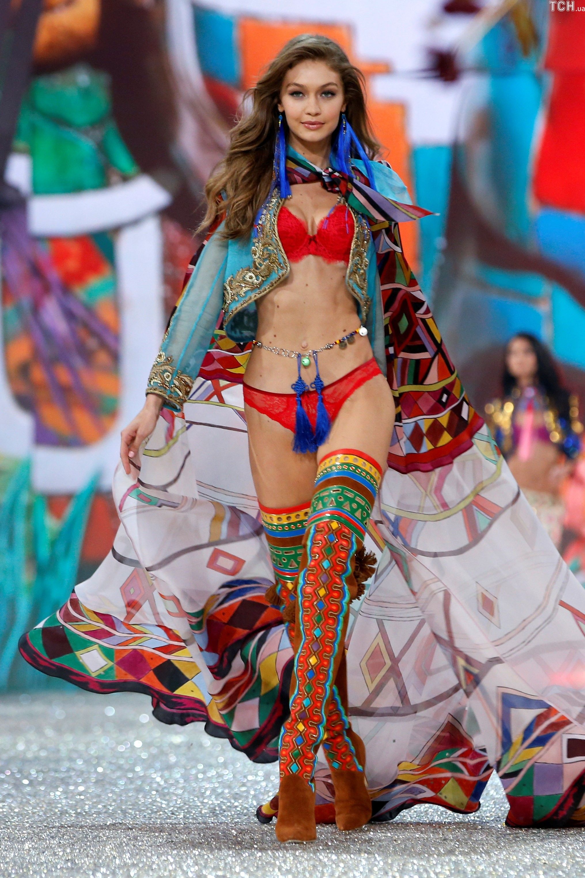 Показ Victoria's Secret_24