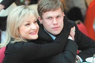 Зірка 90-х Буланова натякнула на розлучення із чоловіком
