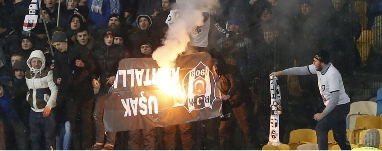 Фанатська бійня у Києві: хто винен і що робити