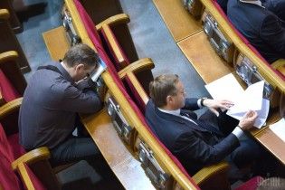 В октябре депутаты установили антирекорд по посещаемости заседаний