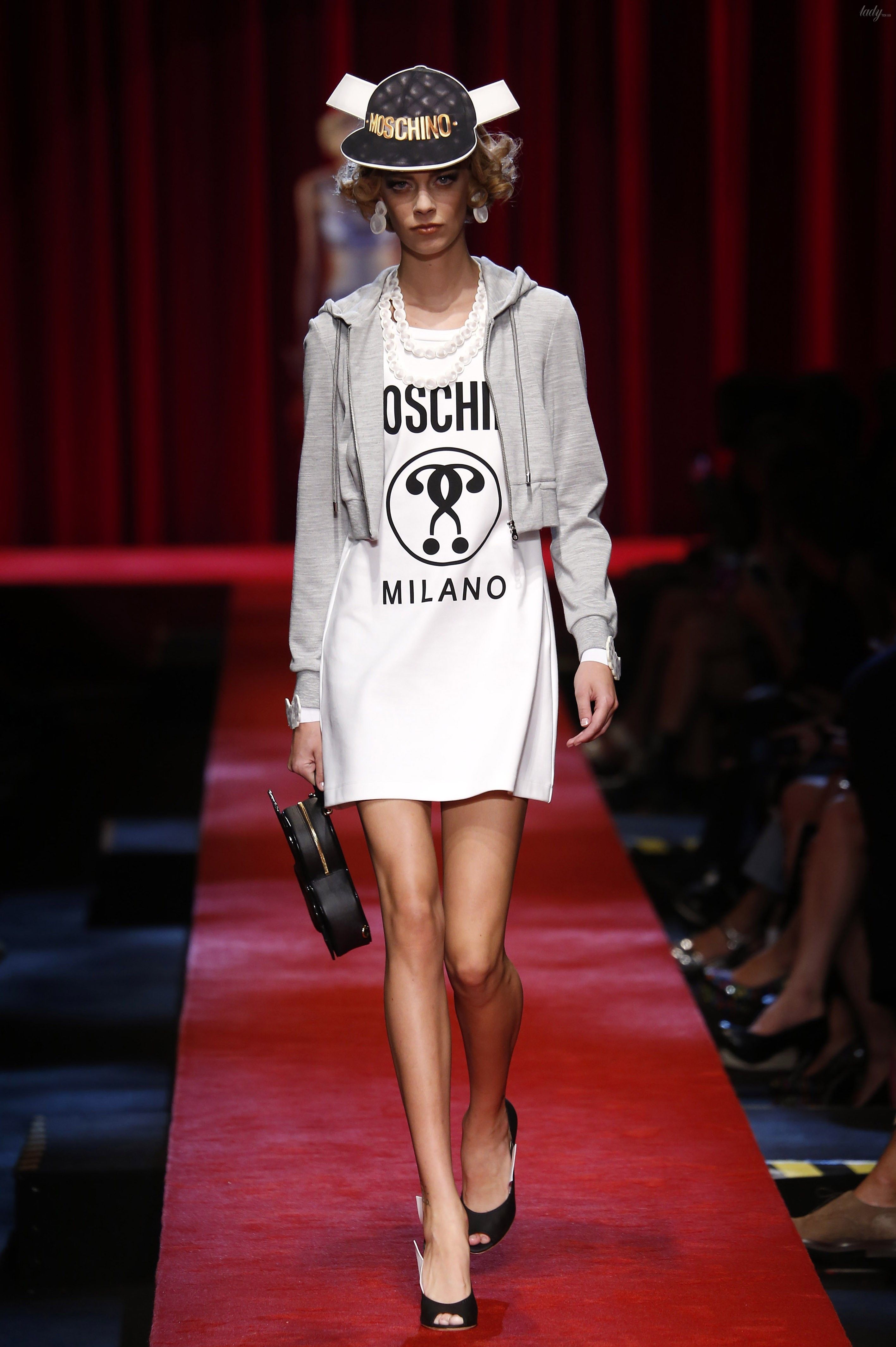 Коллекция Moschino прет-а-порте сезона весна-лето 2017_22
