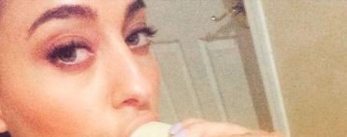 Instagram заблокував сторінку моделі, яка влаштувала тур орального сексу Італією