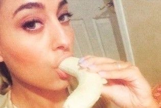 Instagram заблокував сторінку моделі, яка влаштувала тур орального сексу Італією