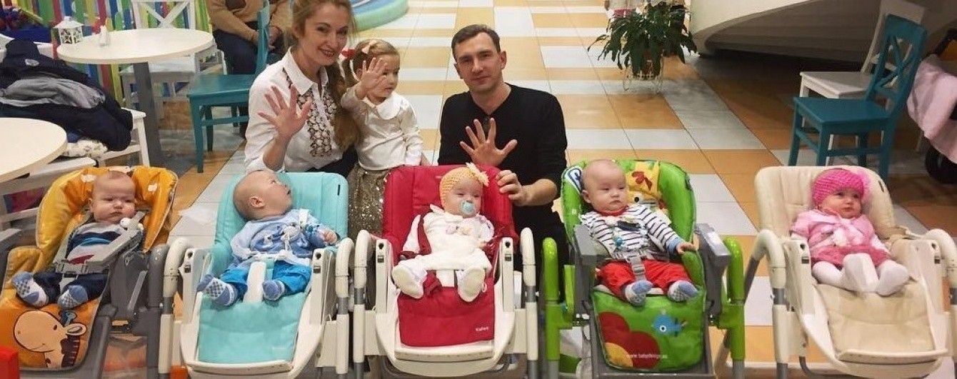 Покинуту батьком одеську п'ятірню виписали з лікарні додому