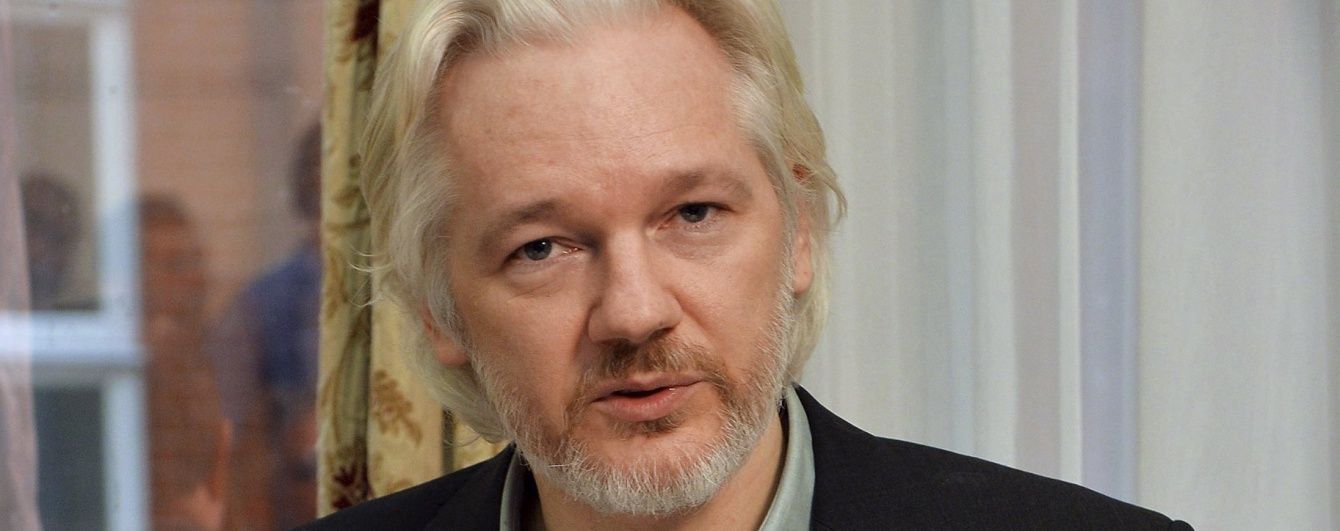 Засновника сайту WikiLeaks викликають на допит