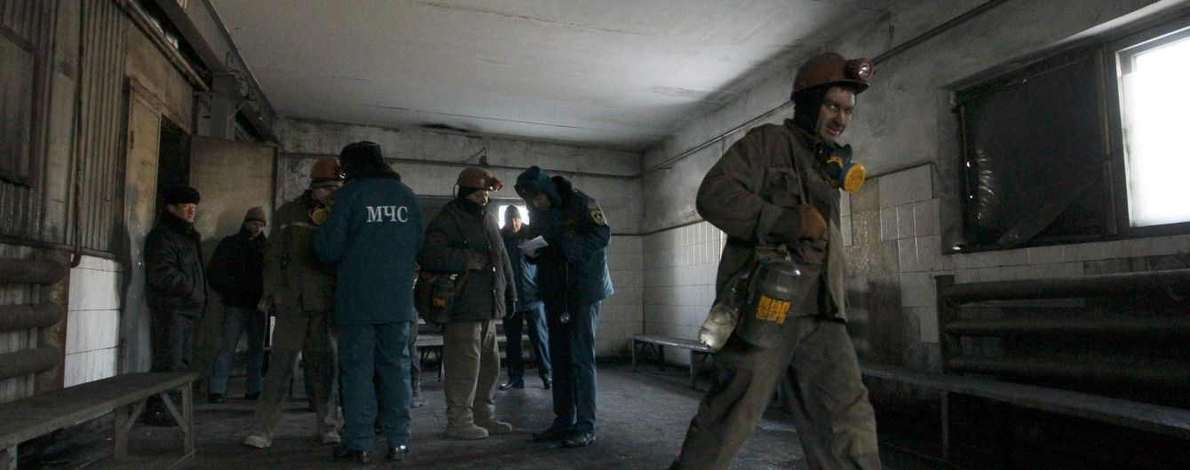 На захваченных боевиками донецких шахтах массово задерживают зарплаты горнякам - Тымчук