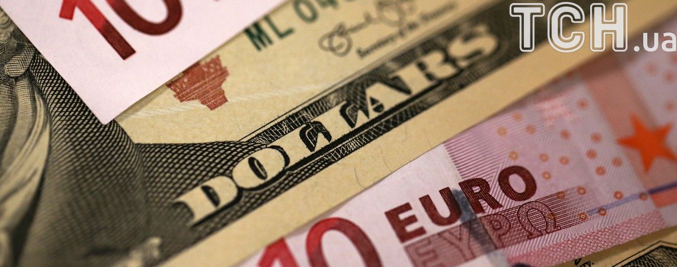 Нацбанк визначився з офіційними курсами валют на вівторок. Інфографіка
