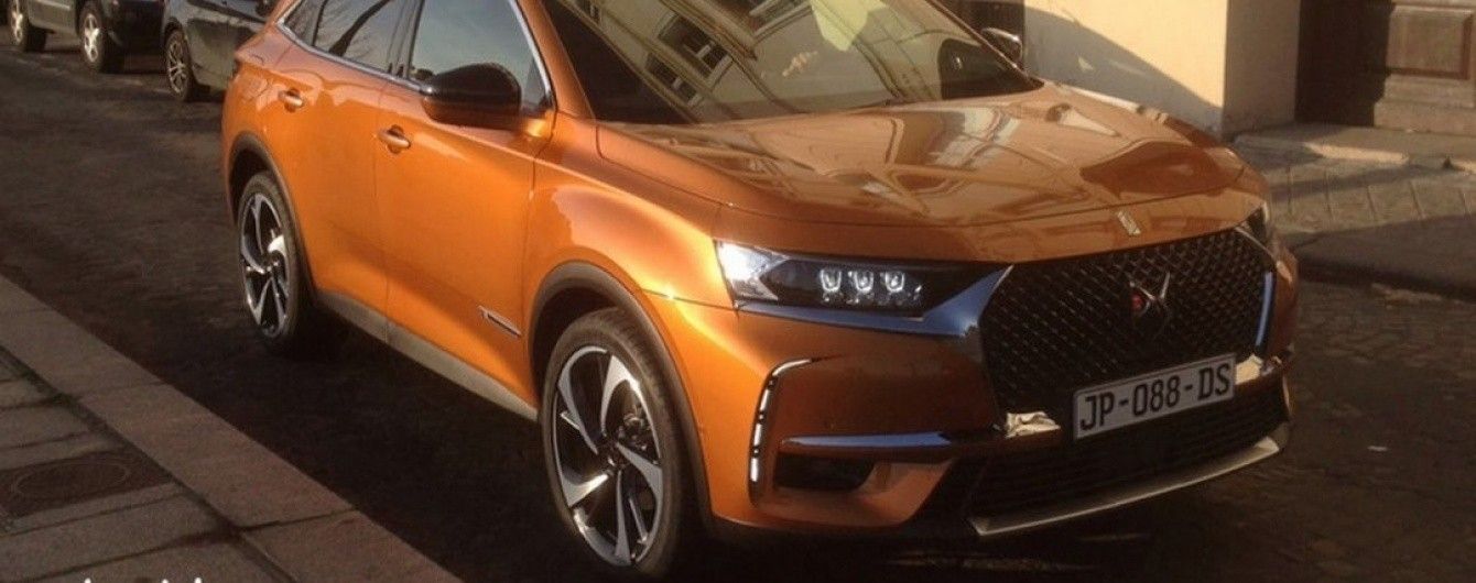 Вседорожник DS 7 Crossback "засветился" на новых фотографиях