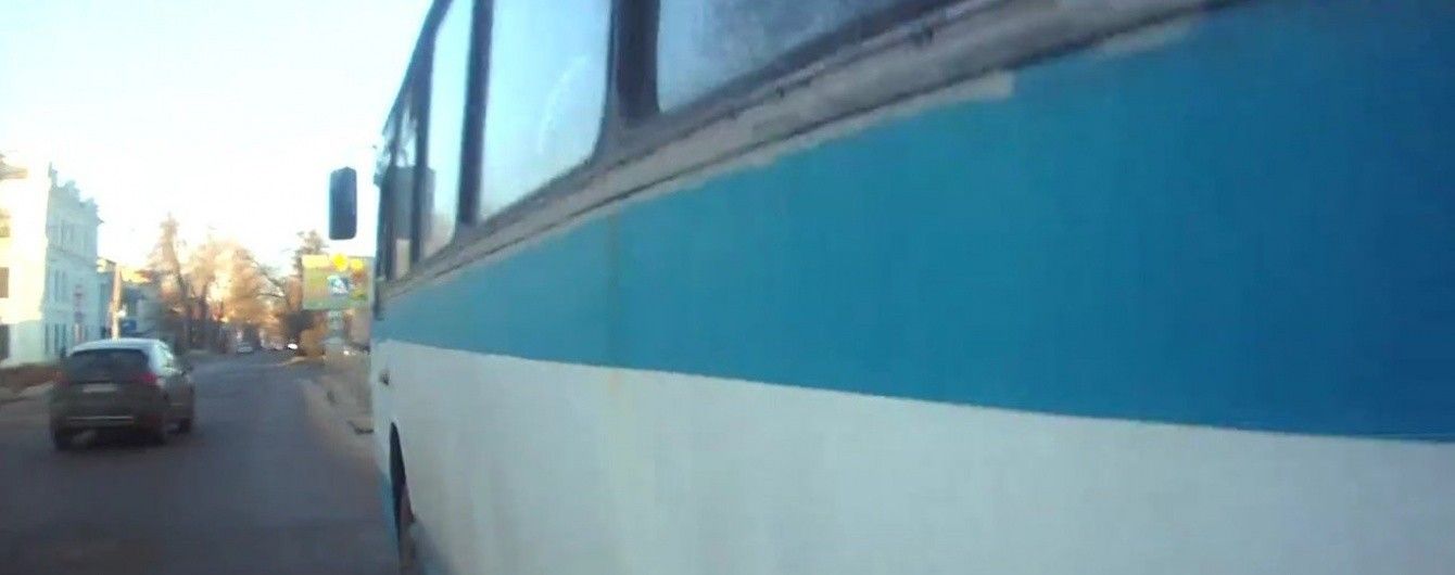 В Херсоне полиция задержала пьяного водителя автобуса
