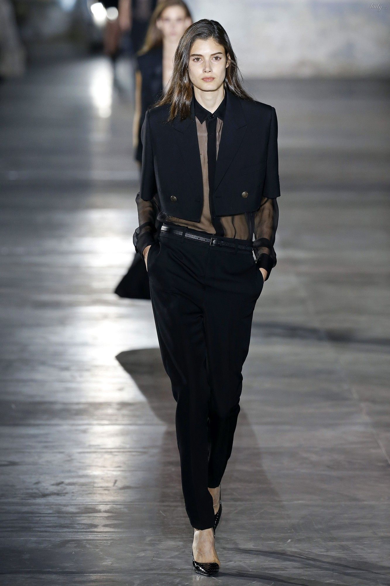 Коллекция Saint Laurent прет-а-порте сезона весна-лето 2017_17