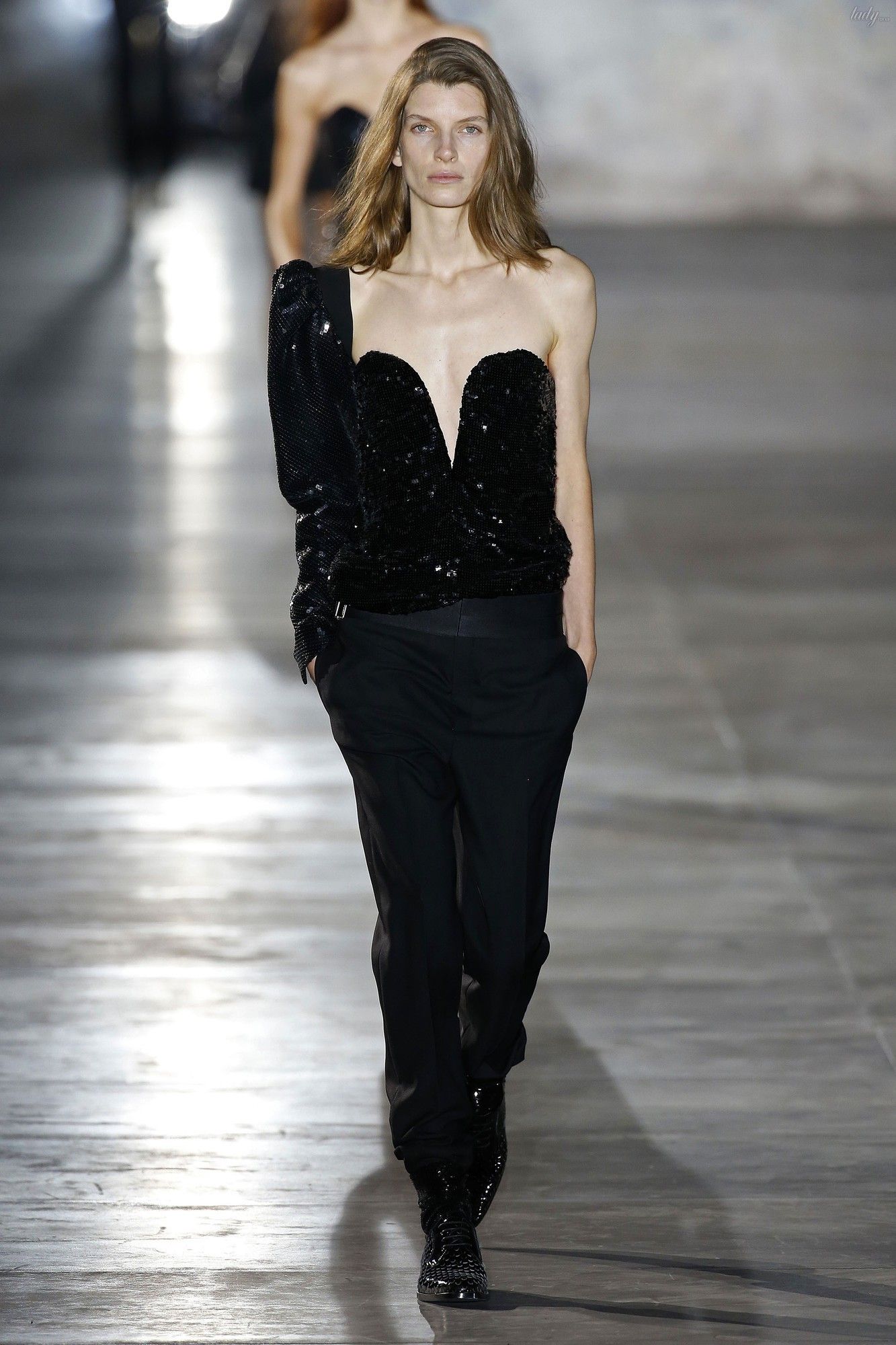 Коллекция Saint Laurent прет-а-порте сезона весна-лето 2017_39