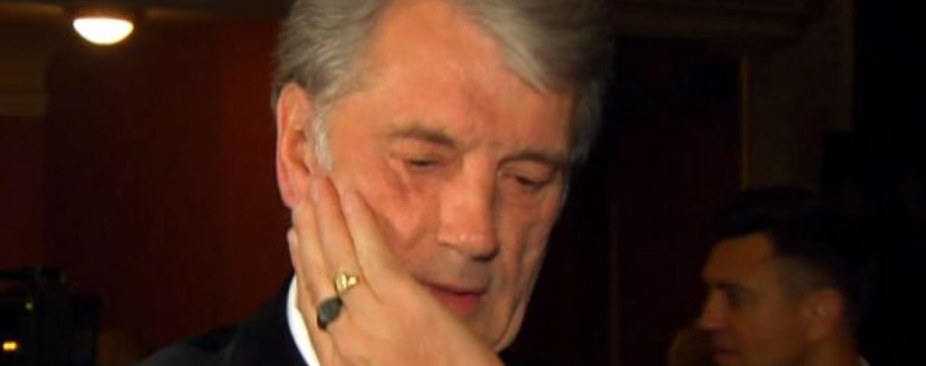 Віктор Ющенко здивував подарунками на ювілей дружини