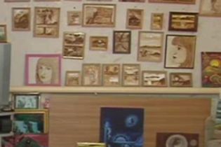 Їстівні картини малює художниця з Харківщини (відео)