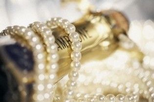 БЮТ не знайшов у Податковому кодексі обіцяний Азаровим податок на розкіш