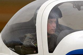 Принц Вільям зламав літак Королівських ВПС