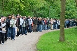 За квитками на бій Кличко - Хей утворилась півторакілометрова черга