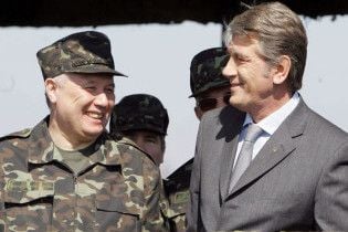 Ющенко вирішив поновити Єханурова на посаді міністра оборони